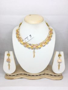 Gold Antique Necklace Set