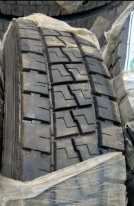 10.00 R 20 UMR ( Retrade / Resole ) - Only Tyre