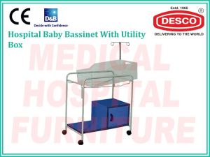 BABY BASSINET WITH UTILITY BOX
