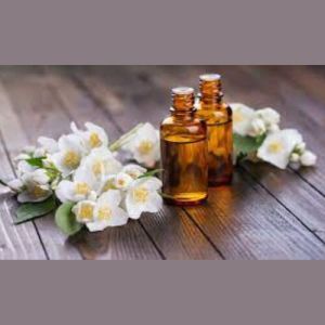 Jasmine Essential Oil - the perfect scent for your Valentine
