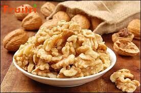 WALNUTS (SHELL AND WITHOUT)