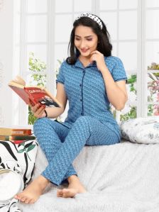 Ladies Knitted Night Suit