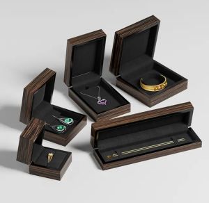 Wooden jewelry packaging box