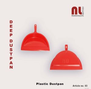 plastic dustpan