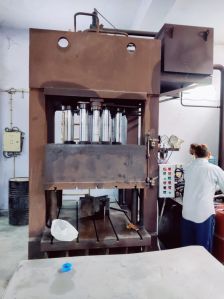 hydraulic deep drawing press