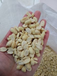 split blanched peanut