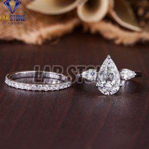 Elegant Pear & Round Cut Diamond White Gold Ring