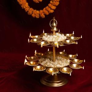 Metal Diya Stand Urli