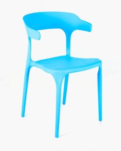 Plain Polished Plastic Cafeteria Chairs, Shape : Square