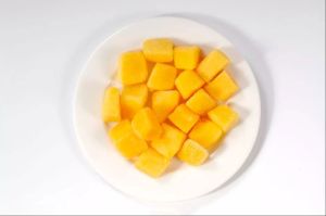 Frozen Mango Dices, Packaging Size : 5-10 Kg