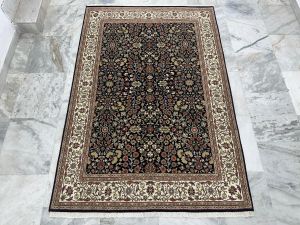 Woolen Hand Knotted Rug