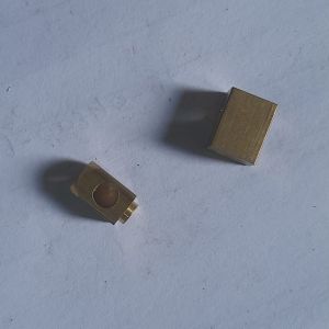 Plain Polished Brass Square Terminals For Battery Use