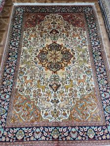 Kashmiri Silk Carpets, Shape : Rectangular