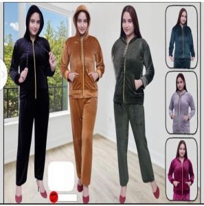 Ladies Super Soft Woolen Tracksuit, Age Group : Adults