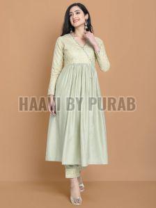 Ladies Hand Embroidered Kurta With Bemberg Cotton Pant