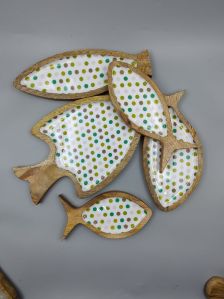 Ceramic Mango Wood Enamel Plates For Serving Food