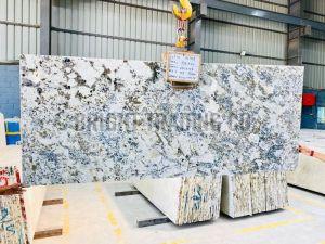 Polished Alaska White Granite Slab For Staircases