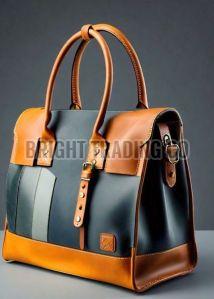 Plain Ladies Pure Leather Handbag, Technics : Machine Made