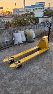 Material Moving Trolley For Various Applications