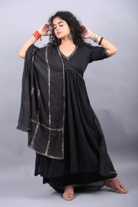 Black Hand Embroidered Gathered Kurta