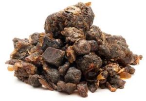 Commiphora Wightii Brown Dried Guggul, Packaging Size : 10 Kg