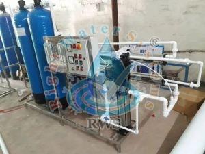 1000 Lph FRP Reverse Osmosis Plant For Water Purification