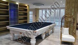 Polished Wood Billiard Table For Playing