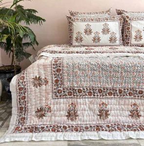 Indian Reversible Double Bed Quilt With Pillow Covers