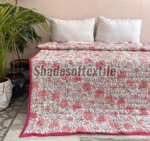 Cotton Pink Blanket AC Quilt For Bedroom Use