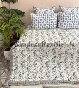 Boho Cotton Floral Printed Double Bed Quilt With Pillow Covers