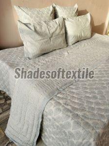 Plain Cotton Jaipuri Quilts for Home Use, Hotel Use