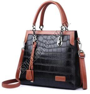 Ladies Designer Leather Handbags, Technics : Machine Made