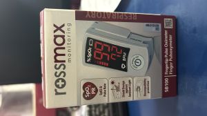 Pulse Oximeter SB-100 with Live reading (Accurate)