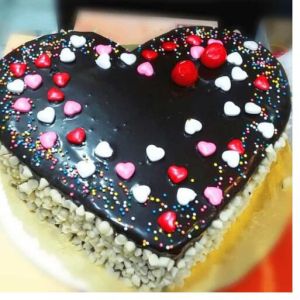 Heart-shape Crunchy Chocolate Cake