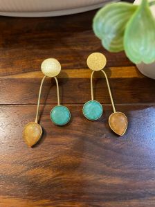 Tiendaa Premium Quality Handcrafted Brass and Stone Earrings