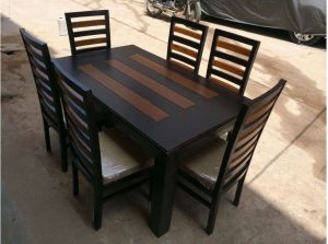 Wooden Designer Dining Table Set Standard For Restaurant, Hotel, Home