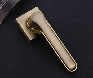 Piccadily Lever Door Handle