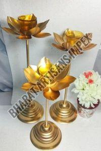 Plain Polished Iron Flower Golden T-light Holder For Home Decoration