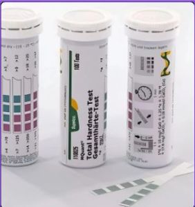 Merck Hardness & Peroxide Testing Strips, Packaging Type : Plastic Box