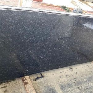 Polished Black Granite Stone Slab, Thickness : 18-20 Mm For Countertops