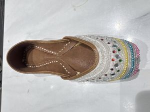 Embroidered Pu Leather Patiala Jutti, Brand Name : Skss