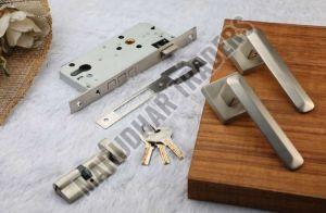 Metal Grey Mortise Lock, Surface Treatment : Polished For Door Fitting