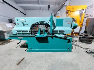 Swing Type Band Saw Machine