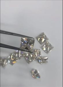 Square Shape Moissanite Diamond