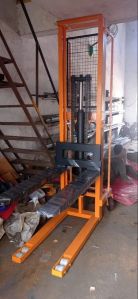 Hydraulic Pallet Machine