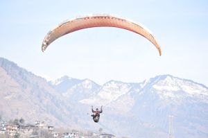 paragliding tour package