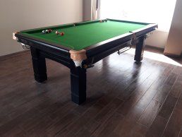 MAA JANKI Pool Table with Accessories