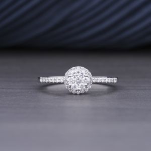 0.24Ct Genuine Lab Grown Diamond ring in 18k white Gold DEF / VVS-VS