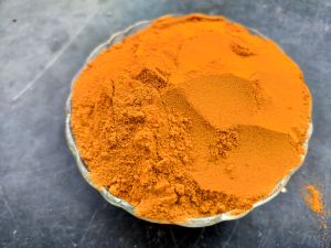 dry turmeric powder