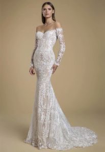 White Long Sleeves Mermaid Wedding Gown